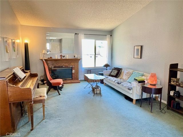 14195 Whispering Sands Drive, Victorville, CA 92392
