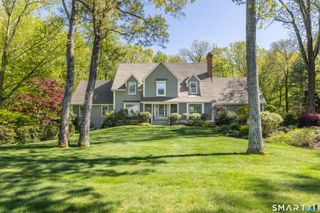 86 Blueberry Lane, Shelton, CT 06484