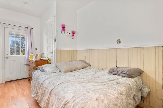 1146 Iranistan Avenue, Bridgeport, CT 06605