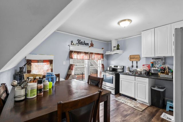 1146 Iranistan Avenue, Bridgeport, CT 06605