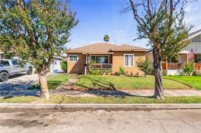 636 W Olive St, San Bernardino, CA 92410