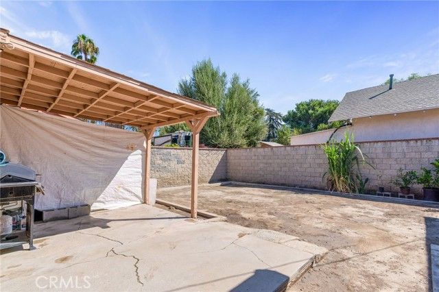 636 W Olive St, San Bernardino, CA 92410