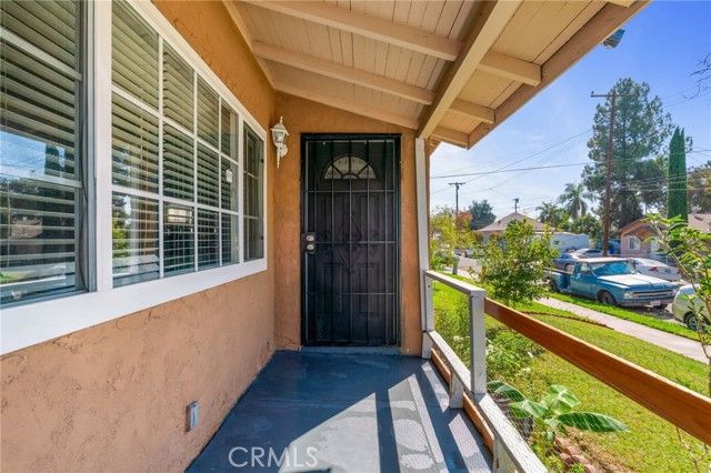 636 W Olive St, San Bernardino, CA 92410