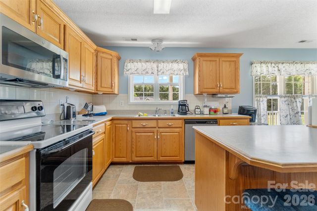 202 Big Dipper Court, Wingate, NC 28174