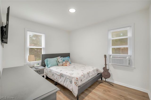 15742 Leigh Ellen Avenue, Cleveland, OH 44135