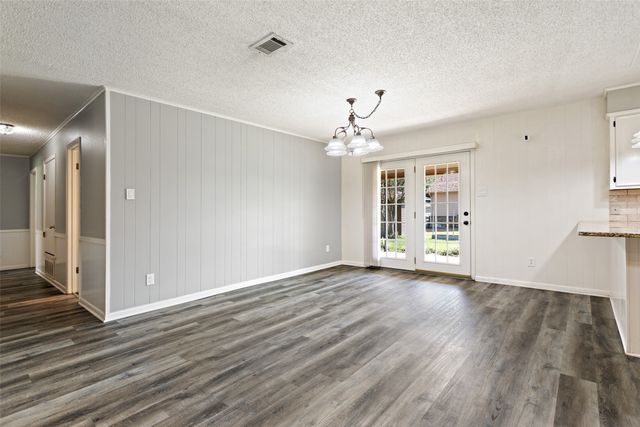 416 Azalea Street, Chandler, TX 75758