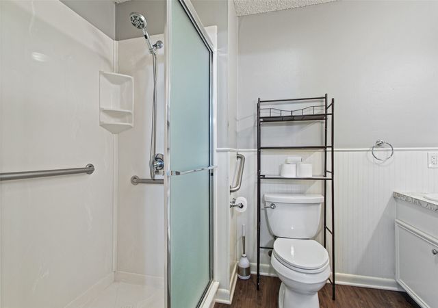 416 Azalea Street, Chandler, TX 75758