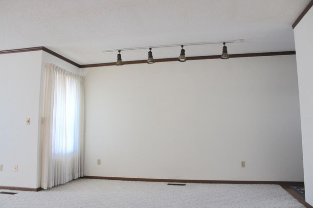 520 Graham Street SW, Hutchinson, MN 55350