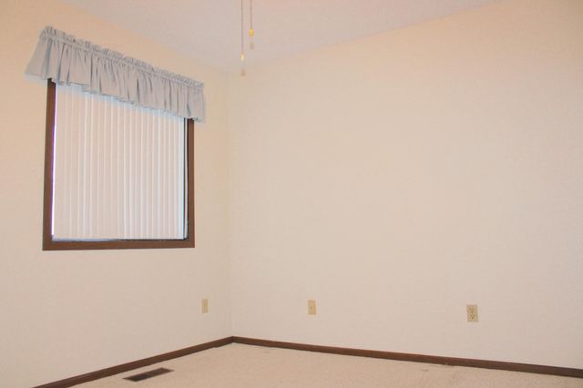 520 Graham Street SW, Hutchinson, MN 55350