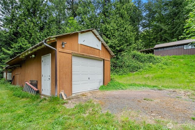 26828 NE Ames Lake Road, Redmond, WA 98053