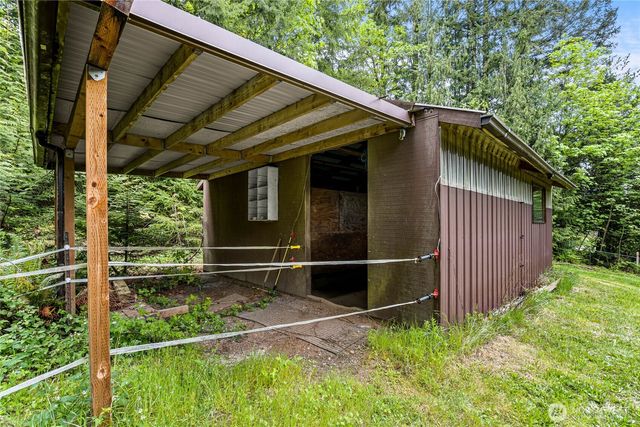 26828 NE Ames Lake Road, Redmond, WA 98053