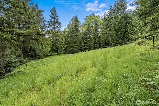 26828 NE Ames Lake Road, Redmond, WA 98053
