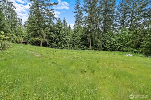 26828 NE Ames Lake Road, Redmond, WA 98053