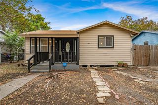 1809 Yale St, Corpus Christi, TX 78416