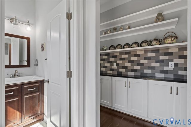 815 Edge Hill Rd, Richmond, VA 23222