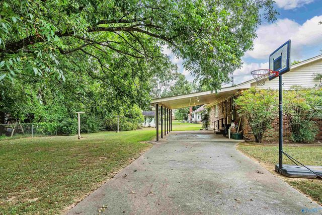 313 Christopher Drive, Athens, AL 35611