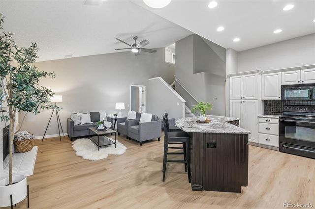 9805 Foxhill Circle, Highlands Ranch, CO 80129