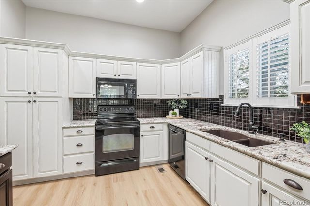 9805 Foxhill Circle, Highlands Ranch, CO 80129