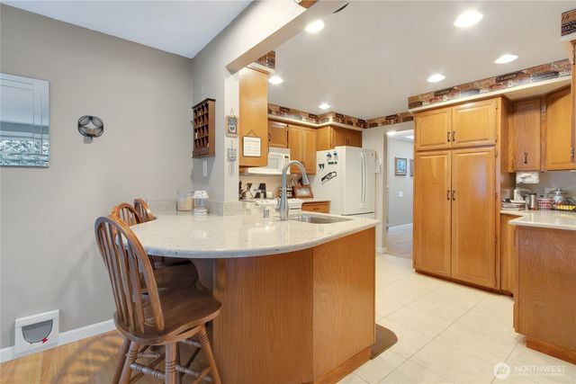 30925 22nd Avenue SW, Federal Way, WA 98023