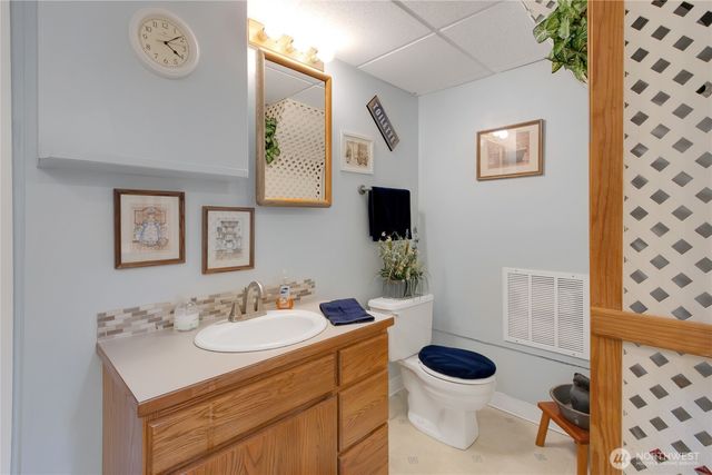 30925 22nd Avenue SW, Federal Way, WA 98023