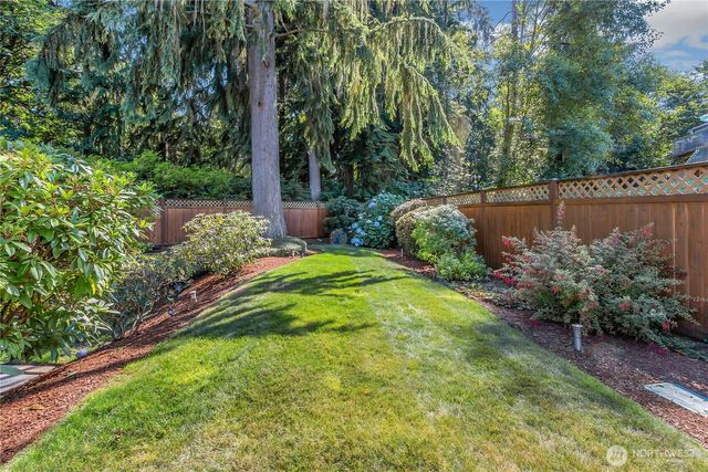 30925 22nd Avenue SW, Federal Way, WA 98023