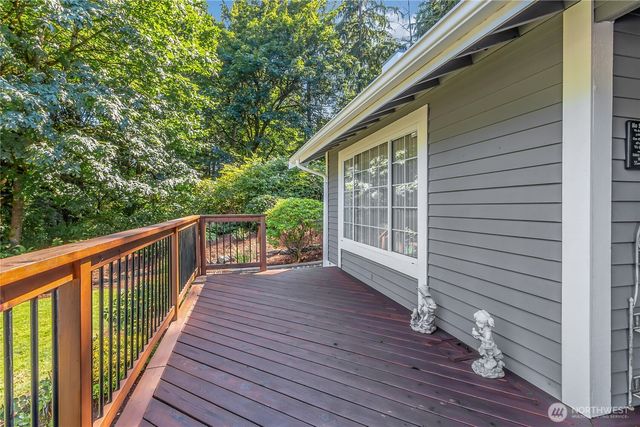 30925 22nd Avenue SW, Federal Way, WA 98023