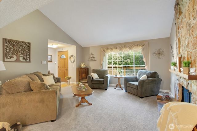 30925 22nd Avenue SW, Federal Way, WA 98023