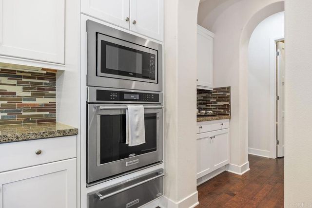 2925 Valley St, Carlsbad, CA 92008