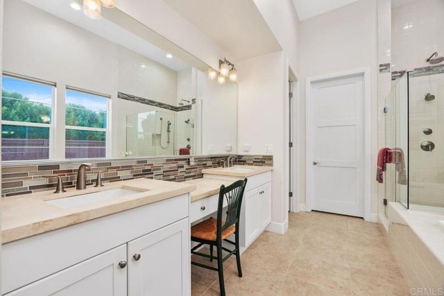 2925 Valley St, Carlsbad, CA 92008