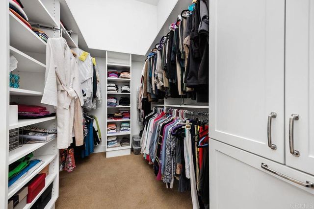 2925 Valley St, Carlsbad, CA 92008