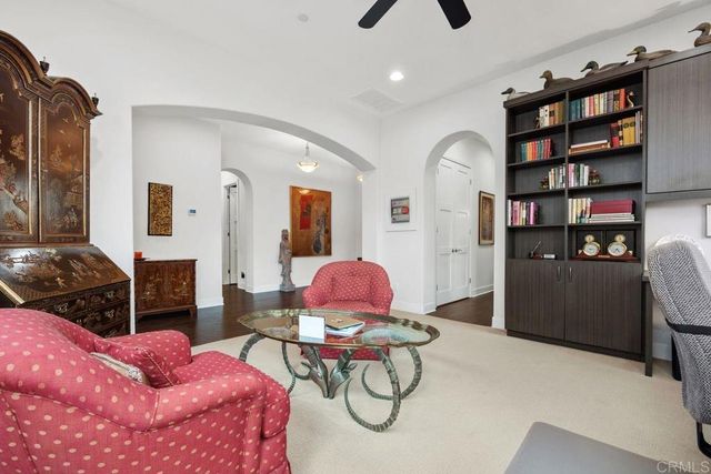 2925 Valley St, Carlsbad, CA 92008