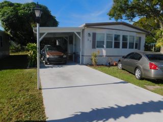 27 SE Gorda Way, Port St. Lucie, Port St Lucie, FL 34952