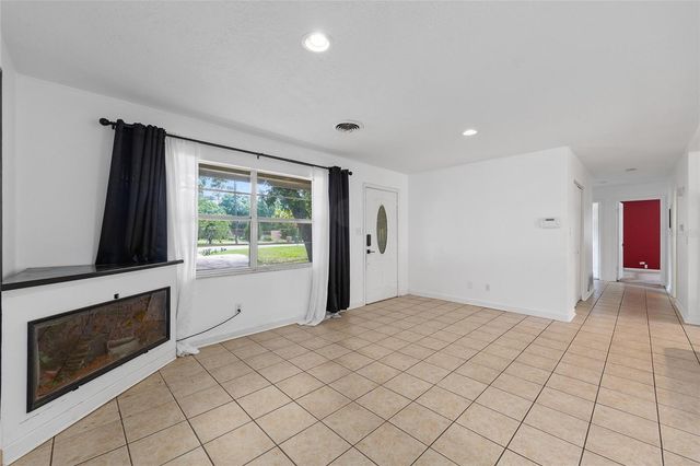 1921 NE 49TH AVENUE, Ocala, FL 34470