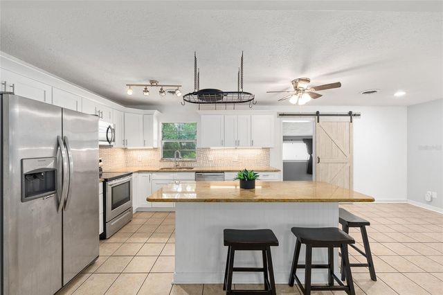 1921 NE 49TH AVENUE, Ocala, FL 34470
