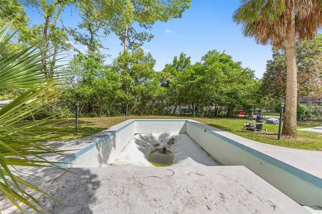 1921 NE 49TH AVENUE, Ocala, FL 34470