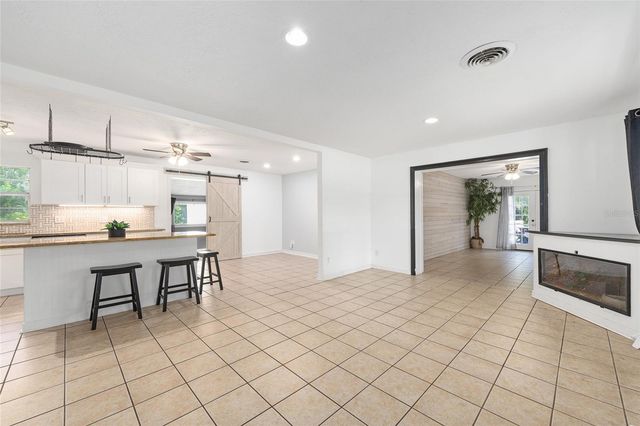 1921 NE 49TH AVENUE, Ocala, FL 34470