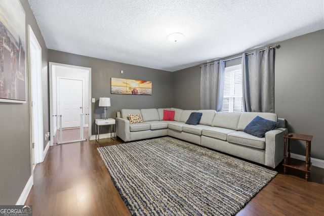 1041 Soaring Drive, Marietta, GA 30062