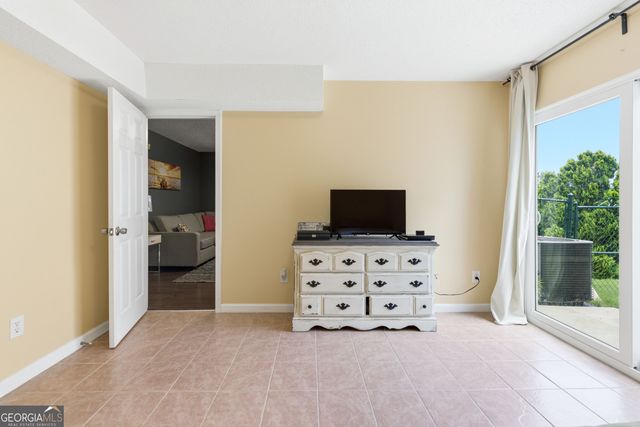 1041 Soaring Drive, Marietta, GA 30062