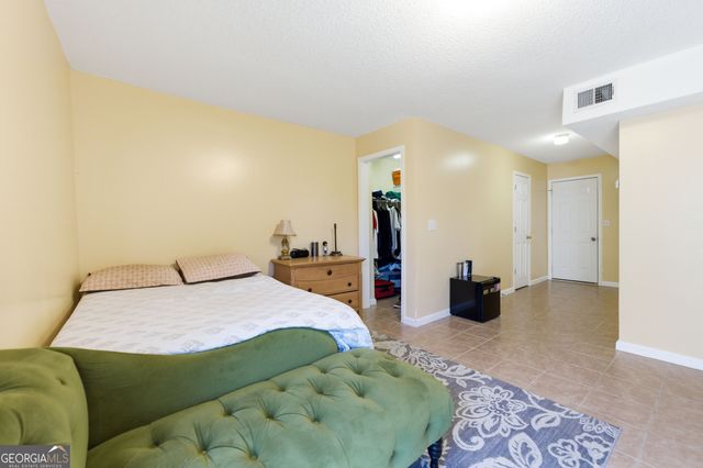 1041 Soaring Drive, Marietta, GA 30062