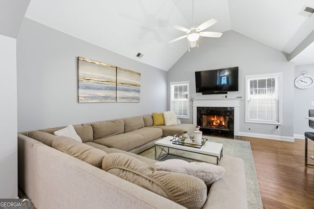 1041 Soaring Drive, Marietta, GA 30062