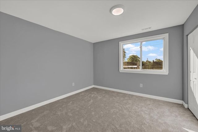 2 ARMOR CT, Baltimore, MD 21220