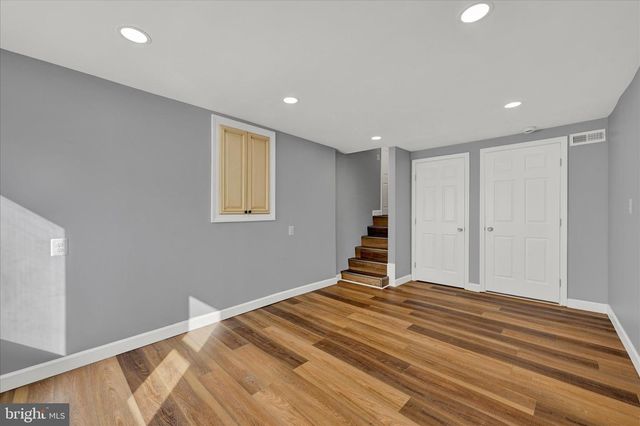 2 ARMOR CT, Baltimore, MD 21220