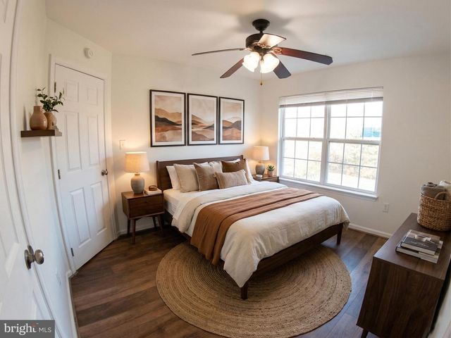 707 KINGS CREST DR, Stafford, VA 22554