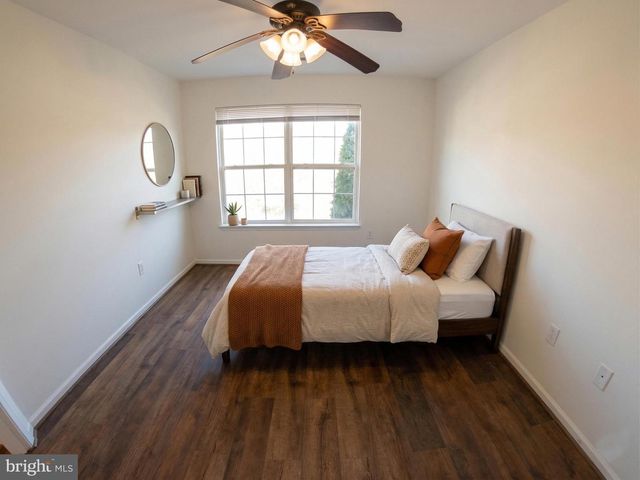 707 KINGS CREST DR, Stafford, VA 22554