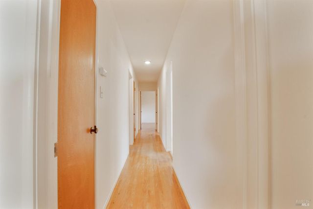 112 Fairfax Ct, Vallejo, CA 94591