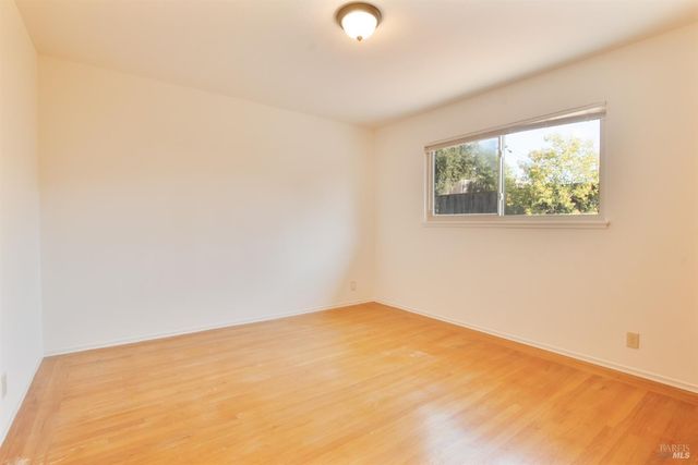112 Fairfax Ct, Vallejo, CA 94591