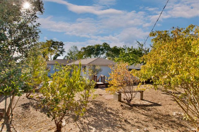 112 Fairfax Ct, Vallejo, CA 94591