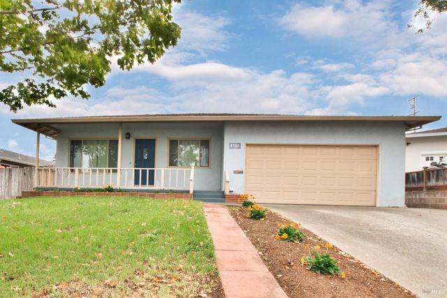 112 Fairfax Ct, Vallejo, CA 94591