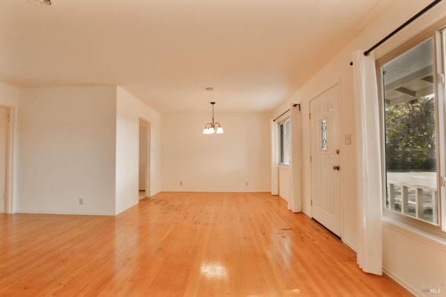 112 Fairfax Ct, Vallejo, CA 94591