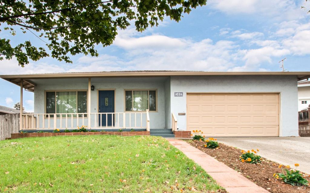 112 Fairfax Ct, Vallejo, CA 94591